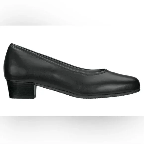 SAS Regina Pumps in Black - Picture 5 of 16